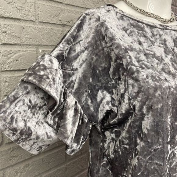 Mossimo Supply Co. Velour Top Size S - Picture 2 of 5